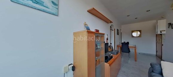3 bedrooms Apartment in L'Hospitalet de Llobregat, Spain No. 165387 5