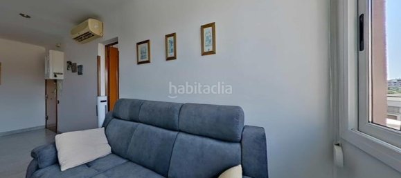 3 bedrooms Apartment in L'Hospitalet de Llobregat, Spain No. 165387 4