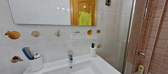 3 bedrooms Apartment in L'Hospitalet de Llobregat, Spain No. 165387 23