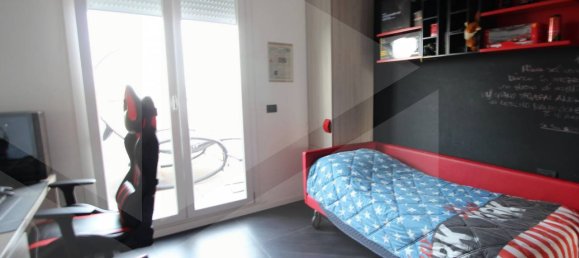 5 rooms Penthouse in Bologna, Italy No. 26233 5