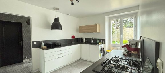 Casa de 12 dormitorios en Mayenne, France No. 359218 12