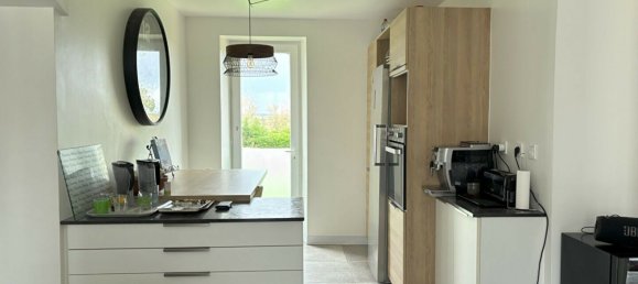 Casa de 12 dormitorios en Mayenne, France No. 359218 11