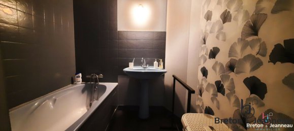 Casa de 12 dormitorios en Mayenne, France No. 359218 4