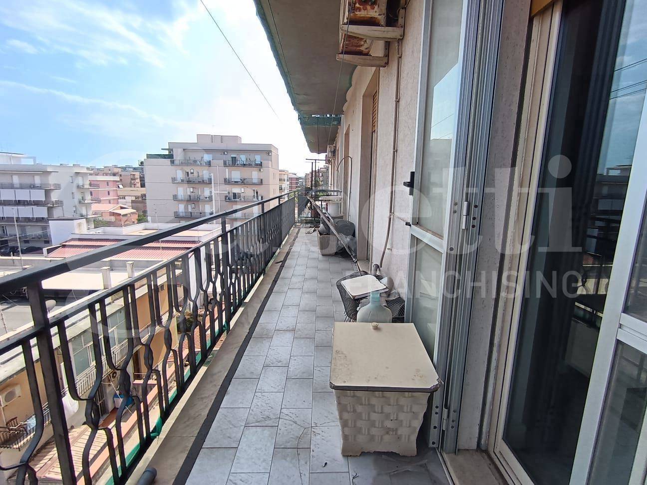 Квартира с 2 спальнями в Сиракузы, Италия № 242979