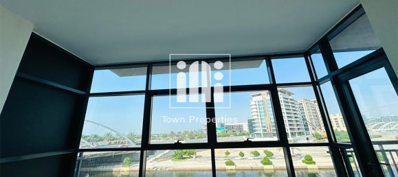 Квартира с 1 спальней в THE VIEW TOWER, Al Raha Beach, ОАЭ № 61281 2