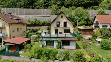 Дом с 9 комнатами в Пёрчах ам Вёртер Зе, Австрия № 256030