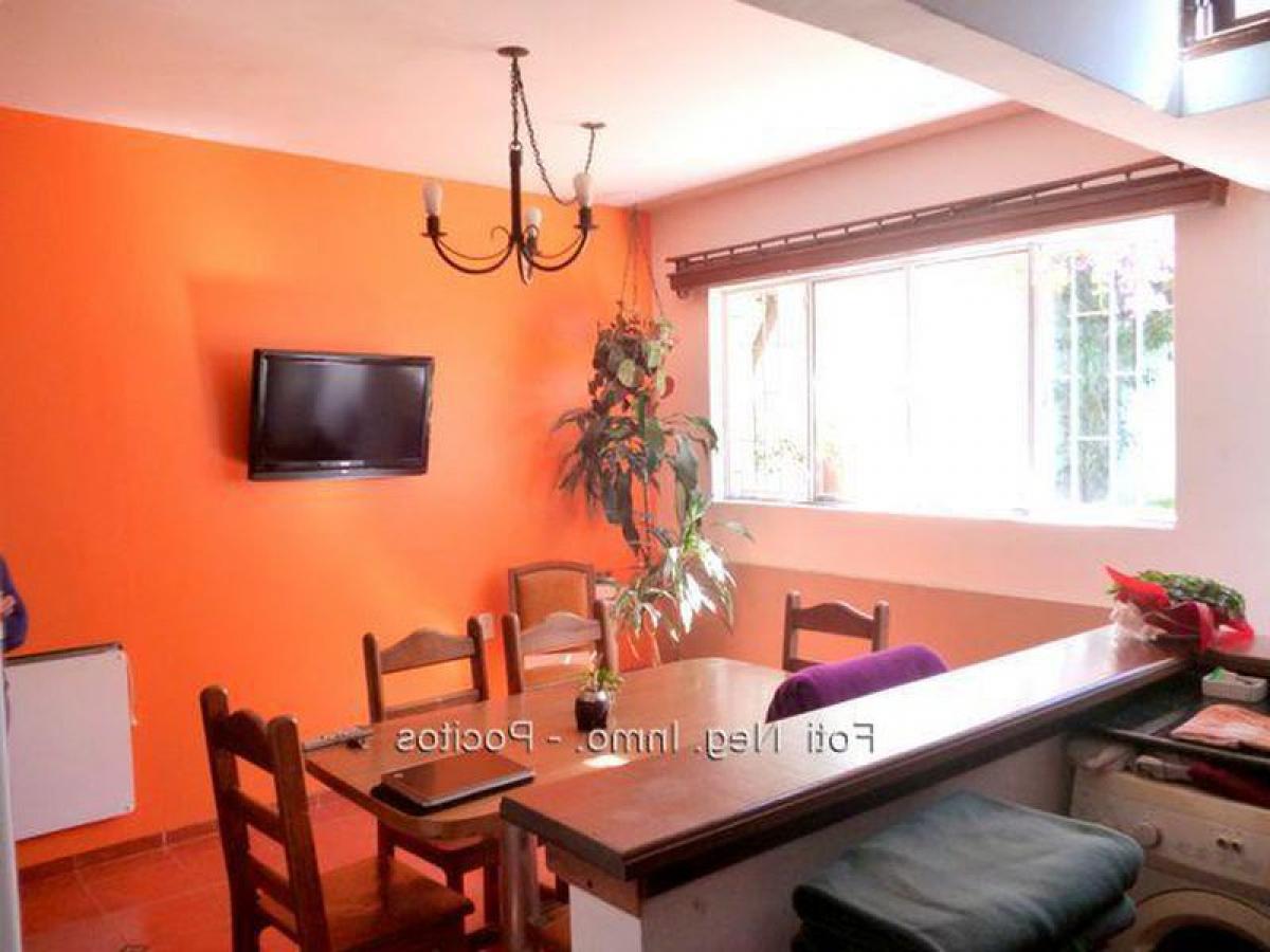 Дом с 2 спальнями в Монтевидео, Уругвай № 8976