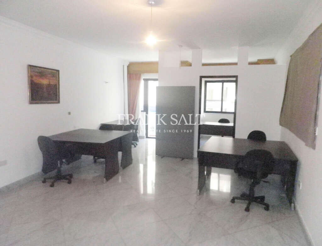 90m² Office in Sliema, Malta No. 12889