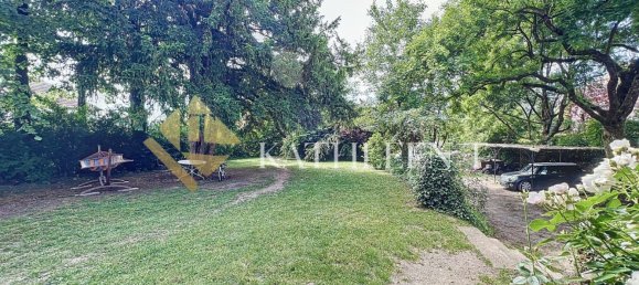 Casa T4 em La Tour-du-Pin, France N.º 302345 3