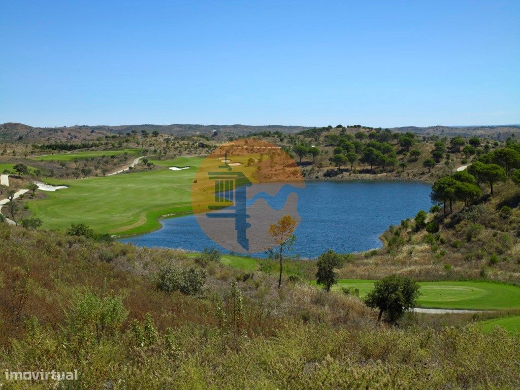 2318m² Land in Vila Nova de Cacela, Portugal No. 113327