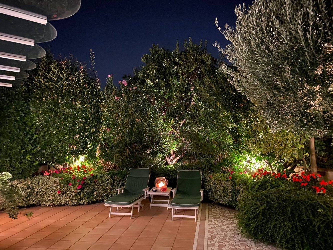 6 bedrooms Apartment in Mantua, Italy No. 361229