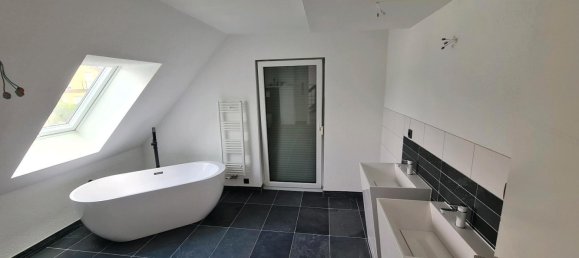 3 Schlafzimmer Haus in Bad Kissingen, Germany, Nr. 320354 4