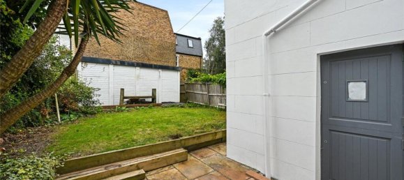 2 bedrooms Apartment in London, United Kingdom No. 3838 4