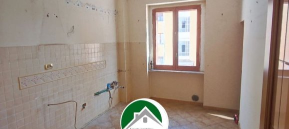 3 bedrooms Apartment in Benevento, Italy No. 373339 9