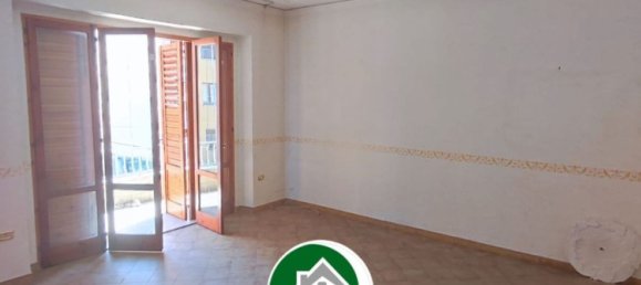 3 bedrooms Apartment in Benevento, Italy No. 373339 14