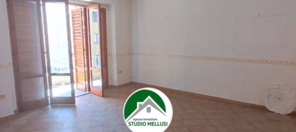3 bedrooms Apartment in Benevento, Italy No. 373339 11