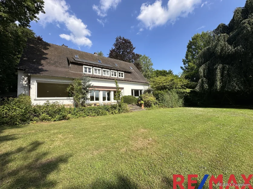 7 bedrooms Villa in Hoxter, Germany No. 232435