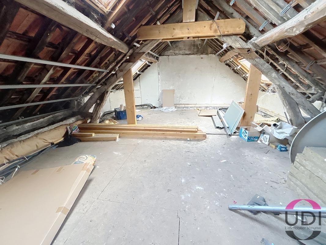 Estudio en Corbeil-Essonnes, France No. 133023