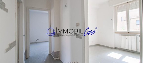 4-Zimmer Wohnung in Livorno, Italy, Nr. 278050 8