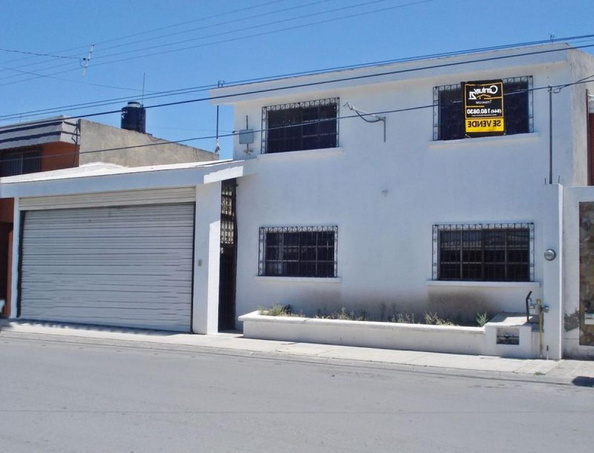 3 bedrooms House in Playa Vicente, Mexico No. 151830