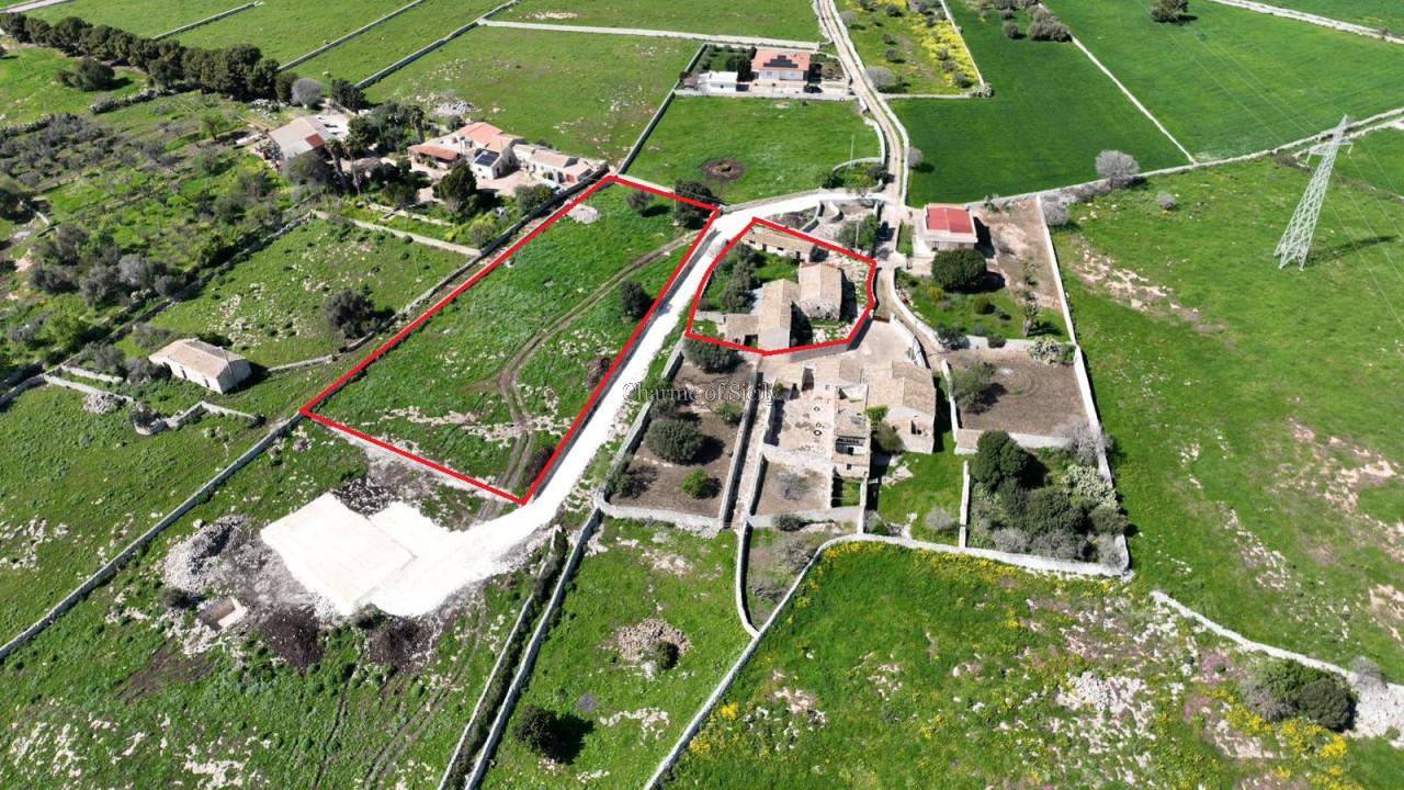 Casa de 4 divisões em Modica, Italy N.º 226652