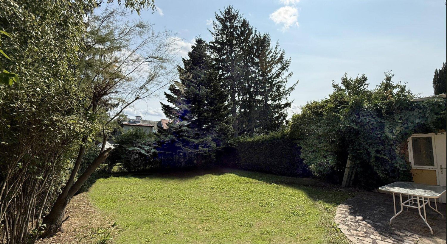 442m² Land in Hietzing, Austria No. 241682