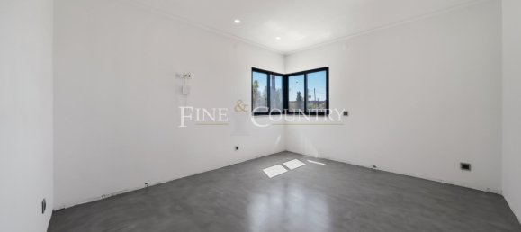 6 bedrooms Villa in Almancil, Portugal No. 31914 9