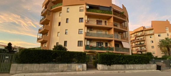 4 rooms Apartment in Anzio, Italy No. 205451 6