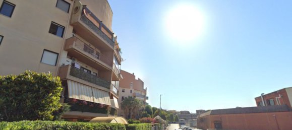 4 rooms Apartment in Anzio, Italy No. 205451 2