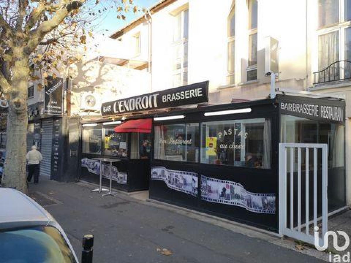  مصنع في Montreuil, France 90متر مربع رقم 20871