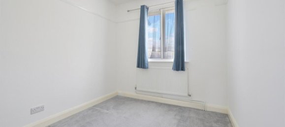 2 bedrooms Apartment in Tadworth, United Kingdom No. 9756 16
