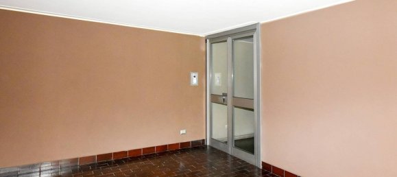 2 bedrooms Apartment in Vanzago, Italy No. 325729 6