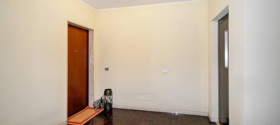 2 bedrooms Apartment in Vanzago, Italy No. 325729 7