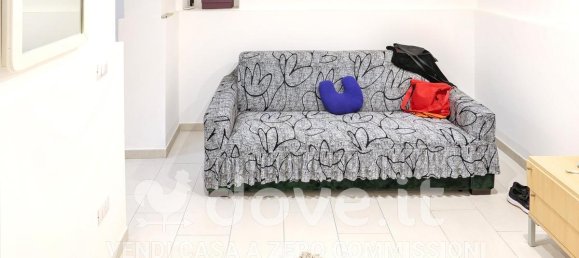 Квартира с 2 спальнями в Каровиньо, Италия № 357128 12