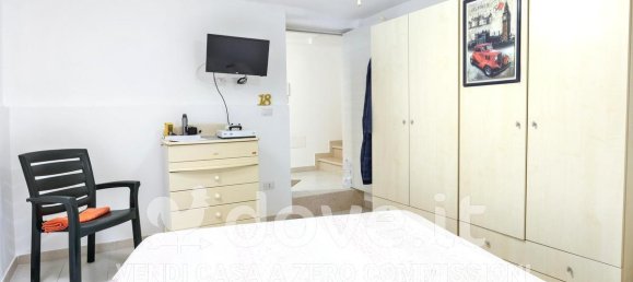 Квартира с 2 спальнями в Каровиньо, Италия № 357128 11