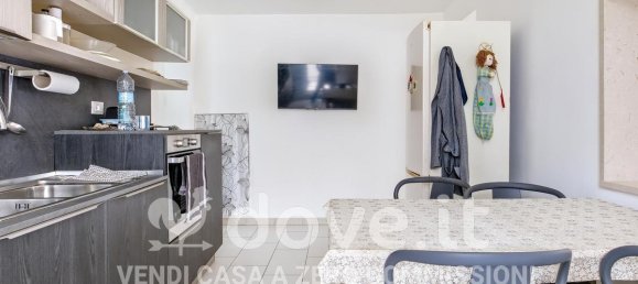 Квартира с 2 спальнями в Каровиньо, Италия № 357128 8