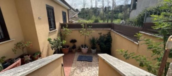 Вилла с 3 комнатами в Рим, Италия № 40234 2