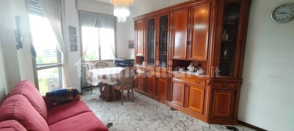 1 bedroom Apartment in Milan, Italy No. 275784 2