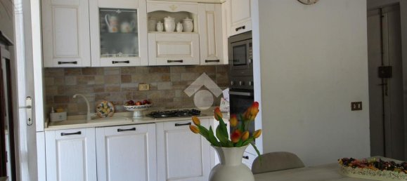 2 Schlafzimmer Wohnung in San Giuliano Terme, Italy, Nr. 309893 3