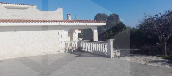 Villa de 3 divisões em Bari, Italy N.º 19184 11