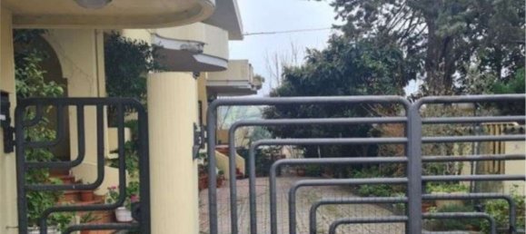 Дом с 8 комнатами в Коррополи, Италия № 269945 5