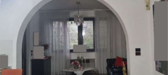 Дом с 8 комнатами в Коррополи, Италия № 269945 10