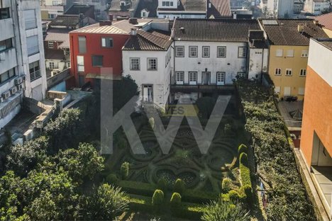 21 bedroom House in Braga, Portugal No. 34967