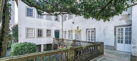 21 bedroom House in Braga, Portugal No. 34967 7