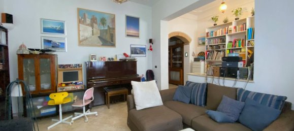 7 bedrooms Villa in Campi Bisenzio, Italy No. 362762 2