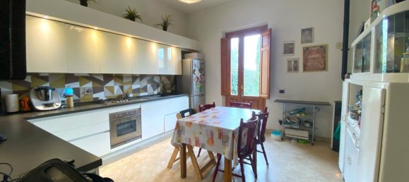 7 bedrooms Villa in Campi Bisenzio, Italy No. 362762 9