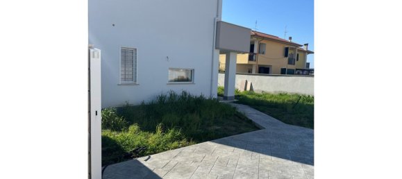 5 rooms Villa in Anzio, Italy No. 46879 2