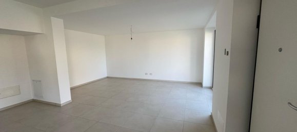 5 rooms Villa in Anzio, Italy No. 46879 6