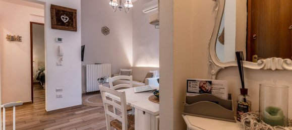 3 bedrooms Apartment in Florence, Italy No. 372462 8