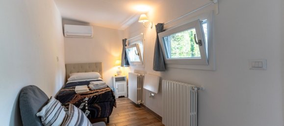 3 bedrooms Apartment in Florence, Italy No. 372462 18